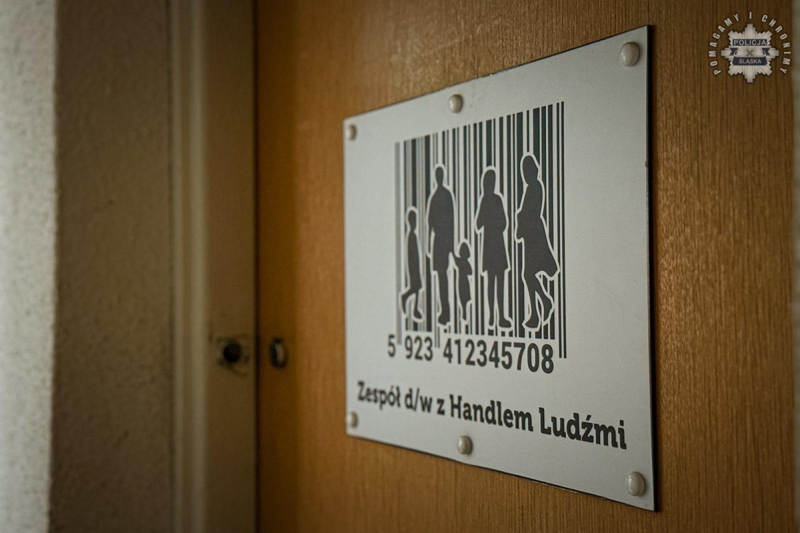 Zdjęcie w galerii na portalu naszraciborz.pl: Prali brudne pieniądze, czerpali korzyści z prostytucji wiadomości z regionu