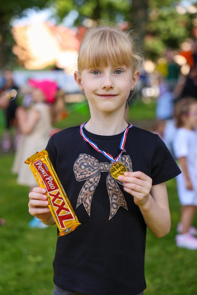 Zdjęcie w galerii na portalu naszraciborz.pl: Piknik Małych Odkrywców Sztuki i Pracowni Rękodzieła RCK w Ogrodzie Strzechy wiadomości z regionu