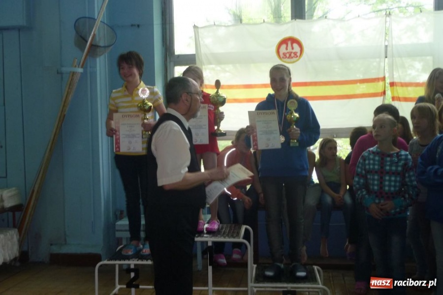 Zdjęcie w galerii na portalu naszraciborz.pl: Pływanie: szkolni pływacy na podium wiadomości z regionu