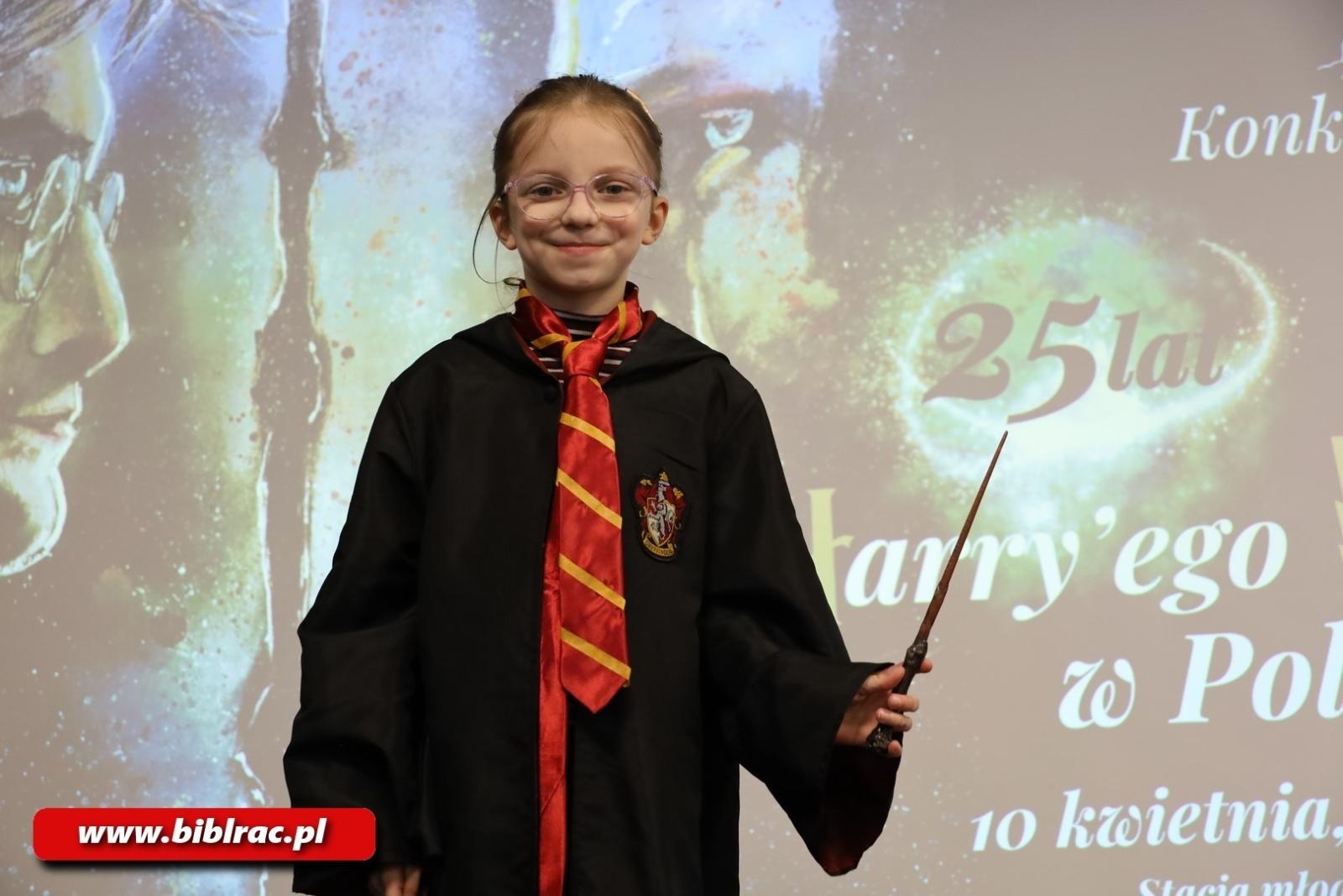 Zdjęcie w galerii na portalu naszraciborz.pl: Magiczna zabawa na urodzinach Harry’ego Pottera – Stacja Młodych zaprasza wiadomości z regionu
