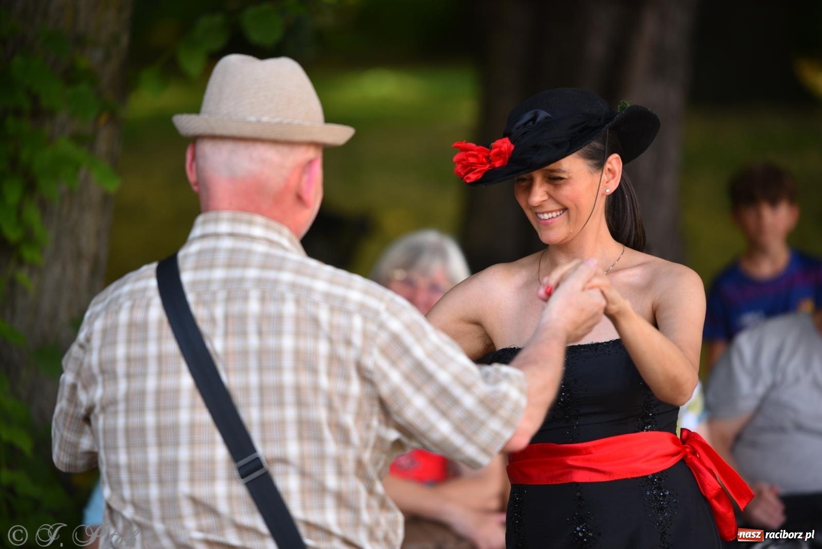 Zdjęcie w galerii na portalu naszraciborz.pl: Muzyka z duszą – Operetka Wrocławska w Raciborzu [FOTO i WIDEO] wiadomości z regionu