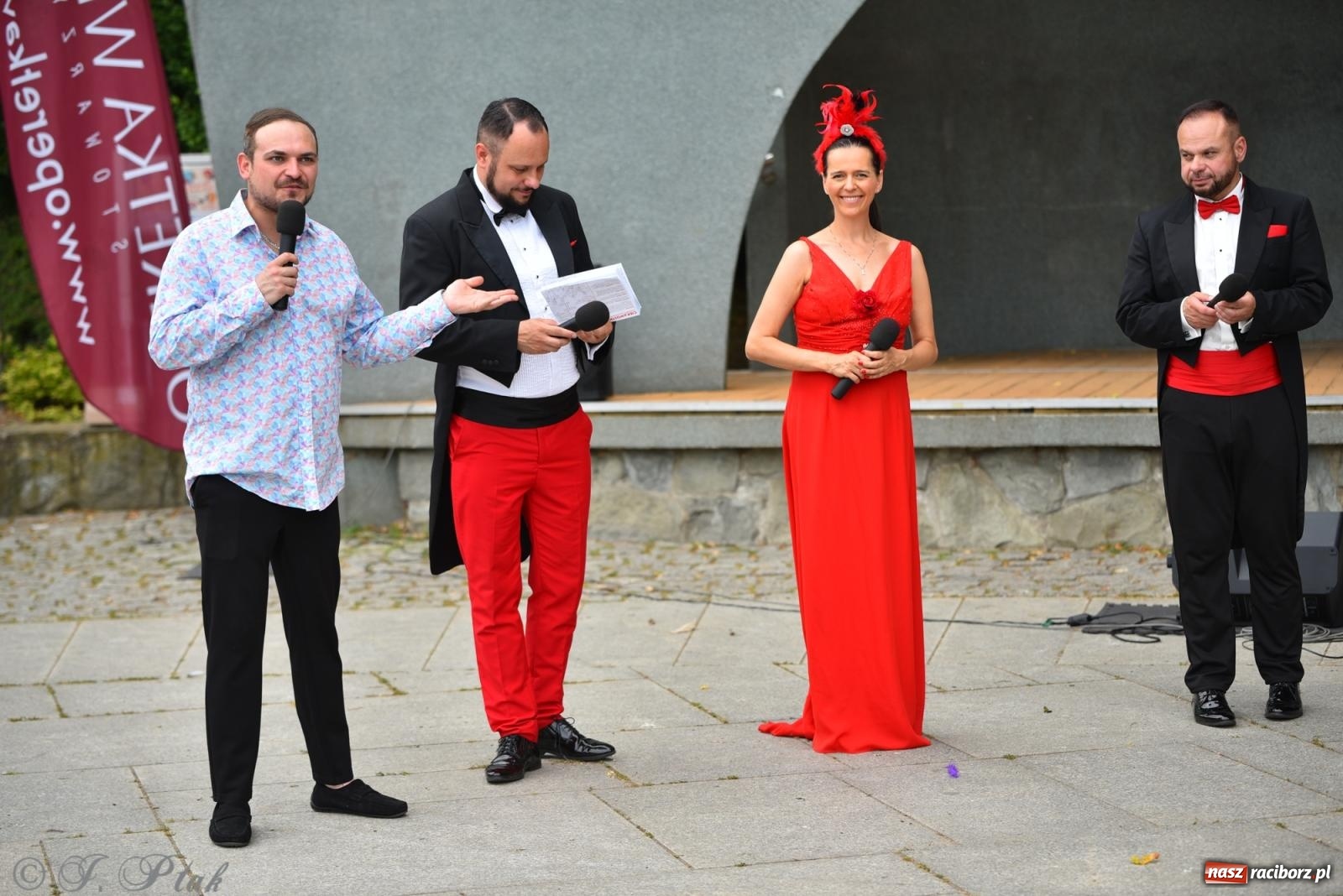 Zdjęcie w galerii na portalu naszraciborz.pl: Muzyka z duszą – Operetka Wrocławska w Raciborzu [FOTO i WIDEO] wiadomości z regionu