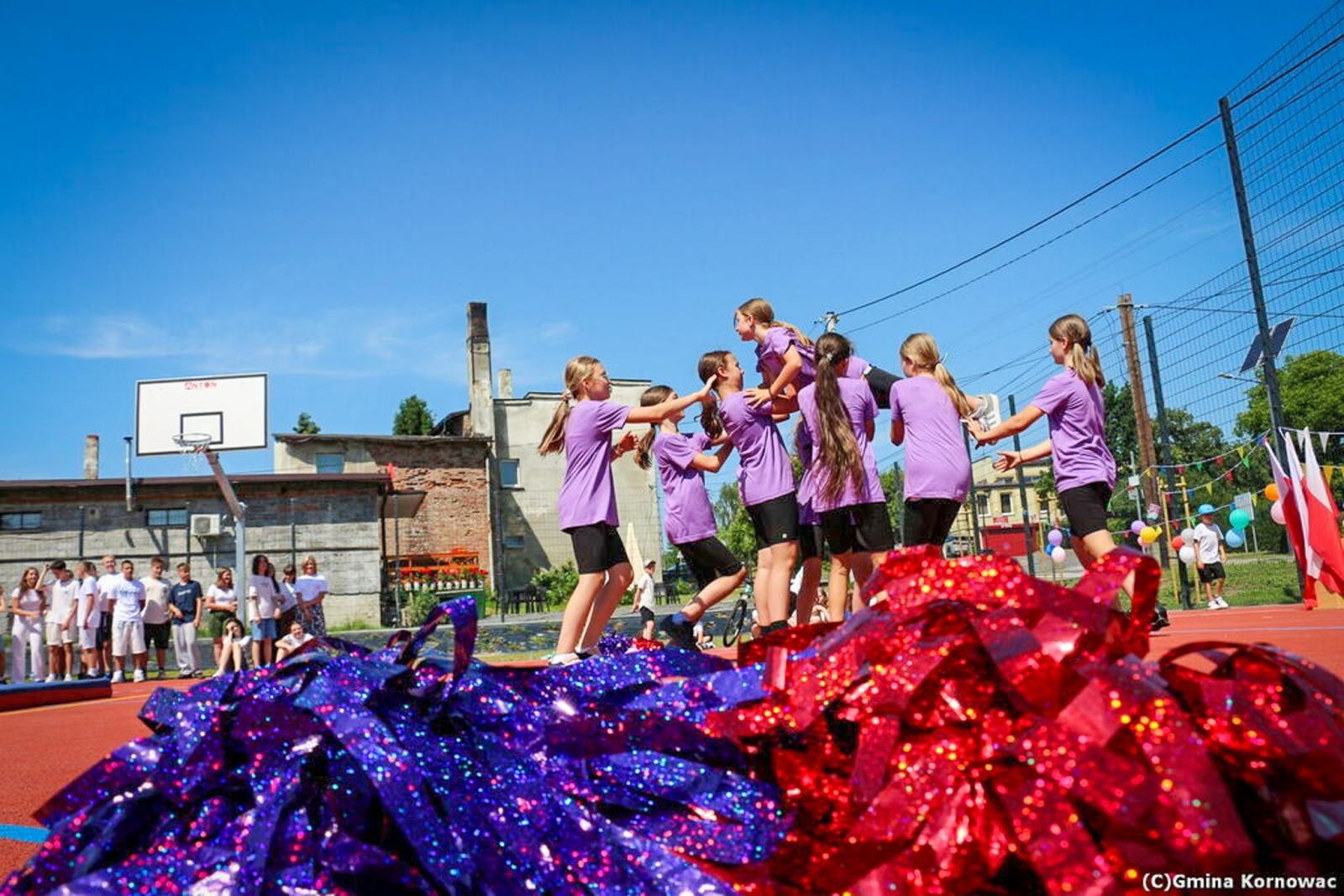 Zdjęcie w galerii na portalu naszraciborz.pl: Sportowe serce Kobyli bije mocniej. Nowoczesny kompleks oficjalnie otwarty wiadomości z regionu