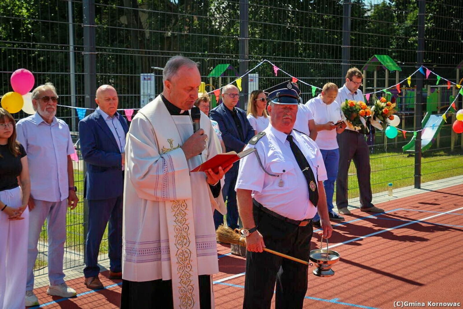 Zdjęcie w galerii na portalu naszraciborz.pl: Sportowe serce Kobyli bije mocniej. Nowoczesny kompleks oficjalnie otwarty wiadomości z regionu