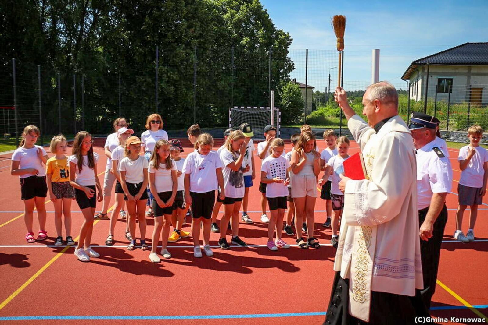 Zdjęcie w galerii na portalu naszraciborz.pl: Sportowe serce Kobyli bije mocniej. Nowoczesny kompleks oficjalnie otwarty wiadomości z regionu