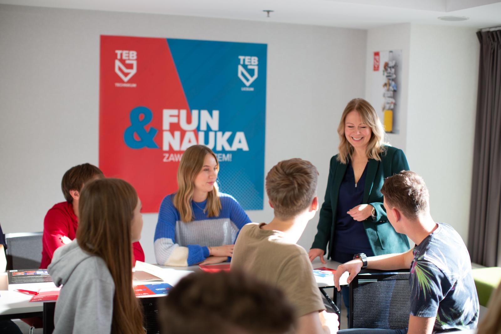 Zdjęcie w galerii na portalu naszraciborz.pl: TEB Liceum i TEB Technikum w Raciborzu – szkoły, które wspierają rozwój zainteresowań i kompetencji wiadomości z regionu