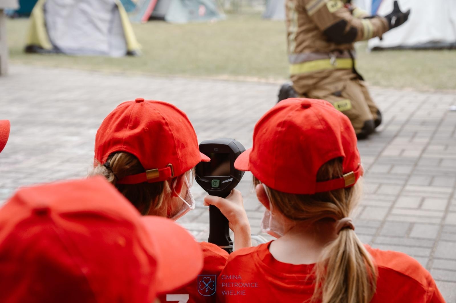 Zdjęcie w galerii na portalu naszraciborz.pl: Młodzi strażacy szkolili się w Pawłowie. Letni obóz OSP pełen nauki i przygód wiadomości z regionu