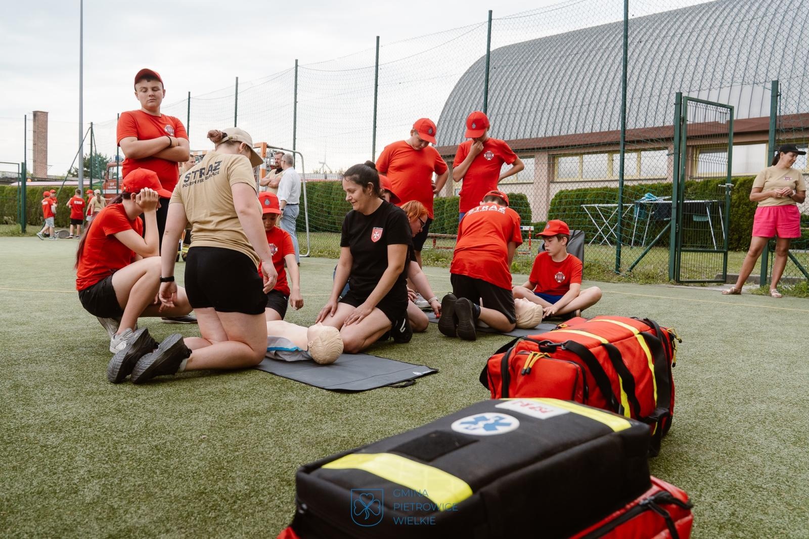 Zdjęcie w galerii na portalu naszraciborz.pl: Młodzi strażacy szkolili się w Pawłowie. Letni obóz OSP pełen nauki i przygód wiadomości z regionu