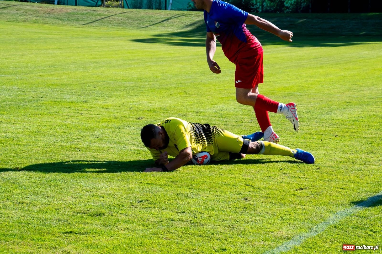 Zdjęcie w galerii na portalu naszraciborz.pl: Międzynarodowy Turniej Oldbojów o Puchar Wójta Gminy Krzyżanowice [FOTO i WIDEO] wiadomości z regionu