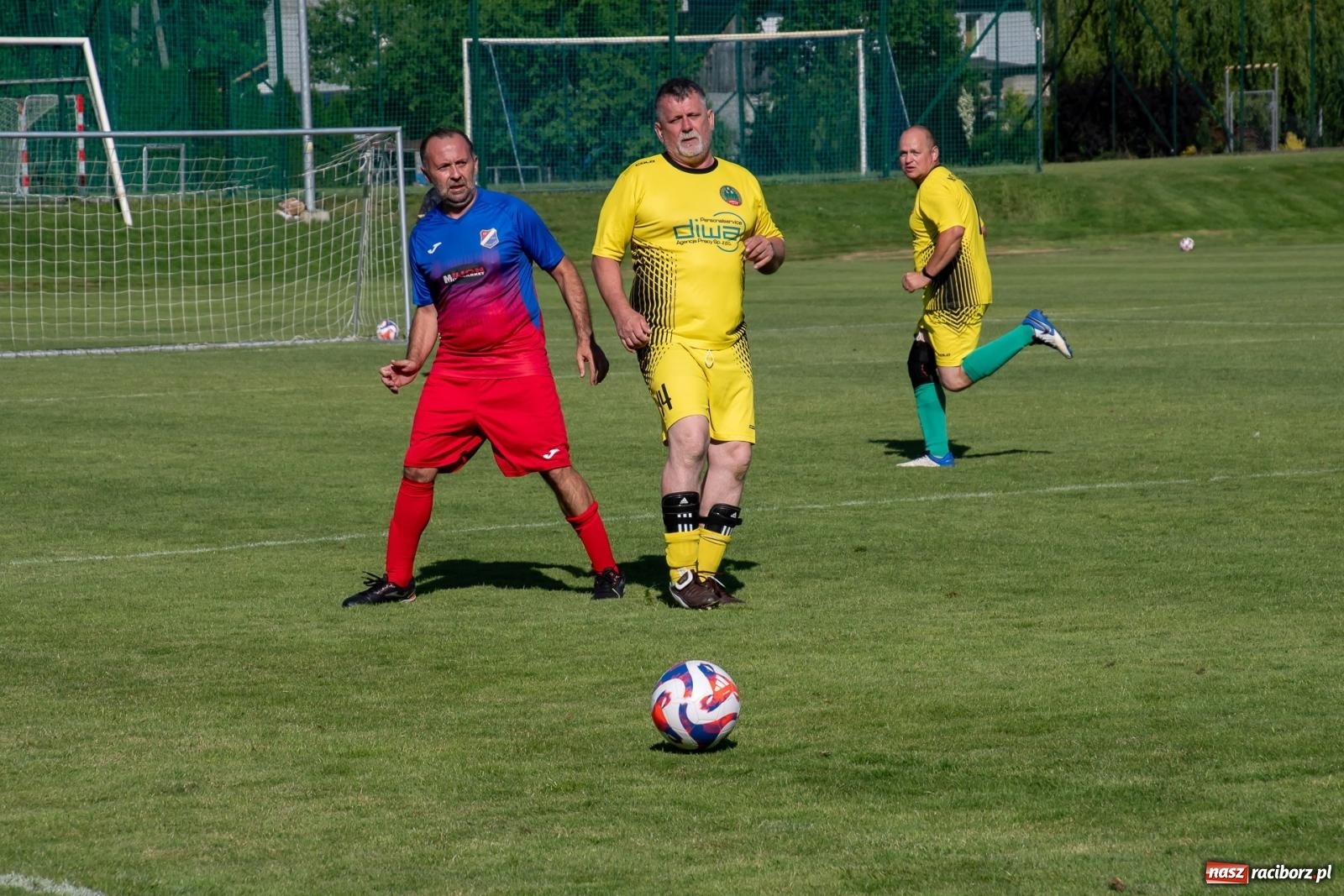 Zdjęcie w galerii na portalu naszraciborz.pl: Międzynarodowy Turniej Oldbojów o Puchar Wójta Gminy Krzyżanowice [FOTO i WIDEO] wiadomości z regionu