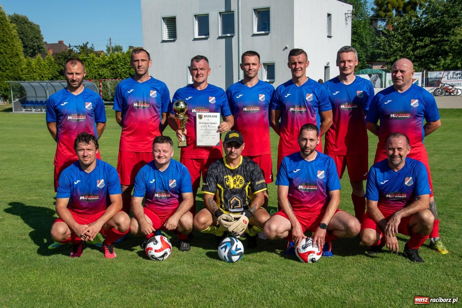 Zdjęcie w galerii na portalu naszraciborz.pl: Międzynarodowy Turniej Oldbojów o Puchar Wójta Gminy Krzyżanowice [FOTO i WIDEO] wiadomości z regionu