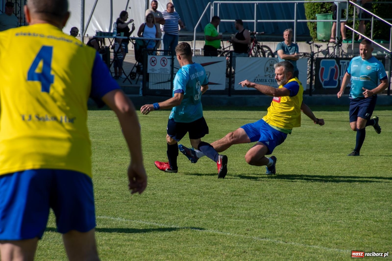 Zdjęcie w galerii na portalu naszraciborz.pl: Międzynarodowy Turniej Oldbojów o Puchar Wójta Gminy Krzyżanowice [FOTO i WIDEO] wiadomości z regionu