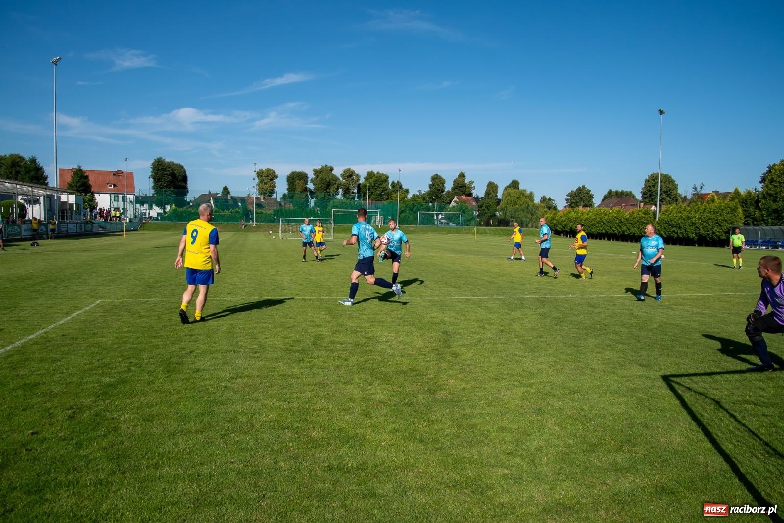 Zdjęcie w galerii na portalu naszraciborz.pl: Międzynarodowy Turniej Oldbojów o Puchar Wójta Gminy Krzyżanowice [FOTO i WIDEO] wiadomości z regionu