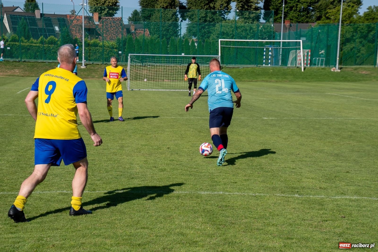 Zdjęcie w galerii na portalu naszraciborz.pl: Międzynarodowy Turniej Oldbojów o Puchar Wójta Gminy Krzyżanowice [FOTO i WIDEO] wiadomości z regionu