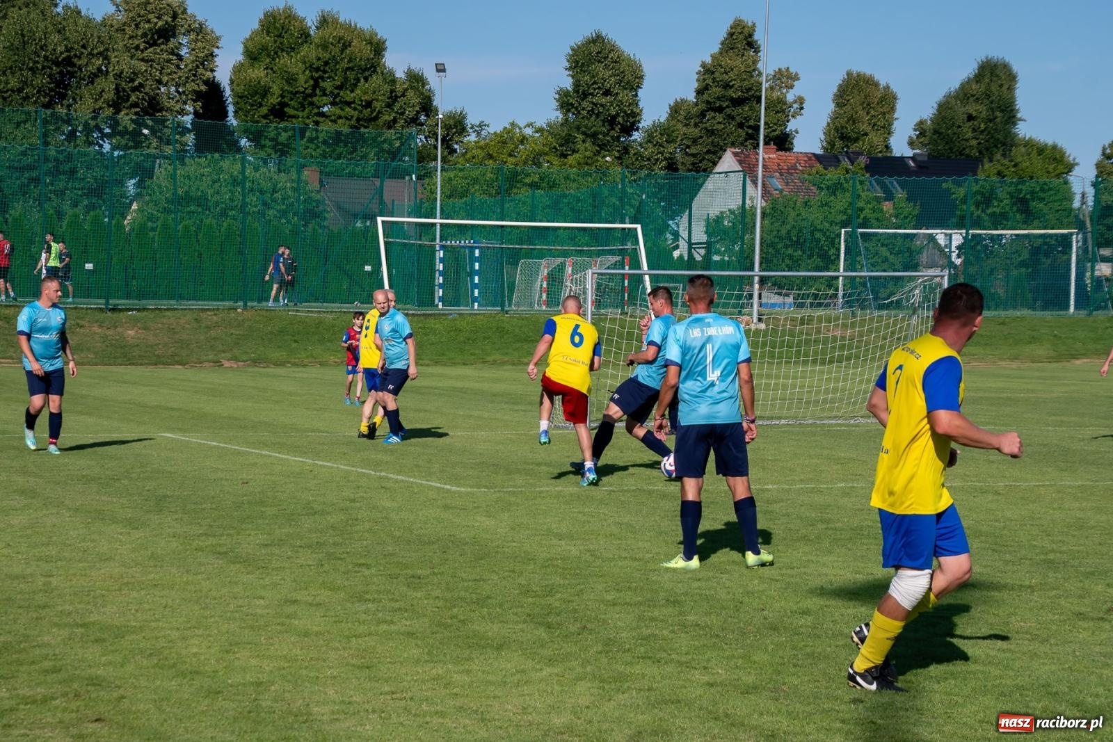 Zdjęcie w galerii na portalu naszraciborz.pl: Międzynarodowy Turniej Oldbojów o Puchar Wójta Gminy Krzyżanowice [FOTO i WIDEO] wiadomości z regionu