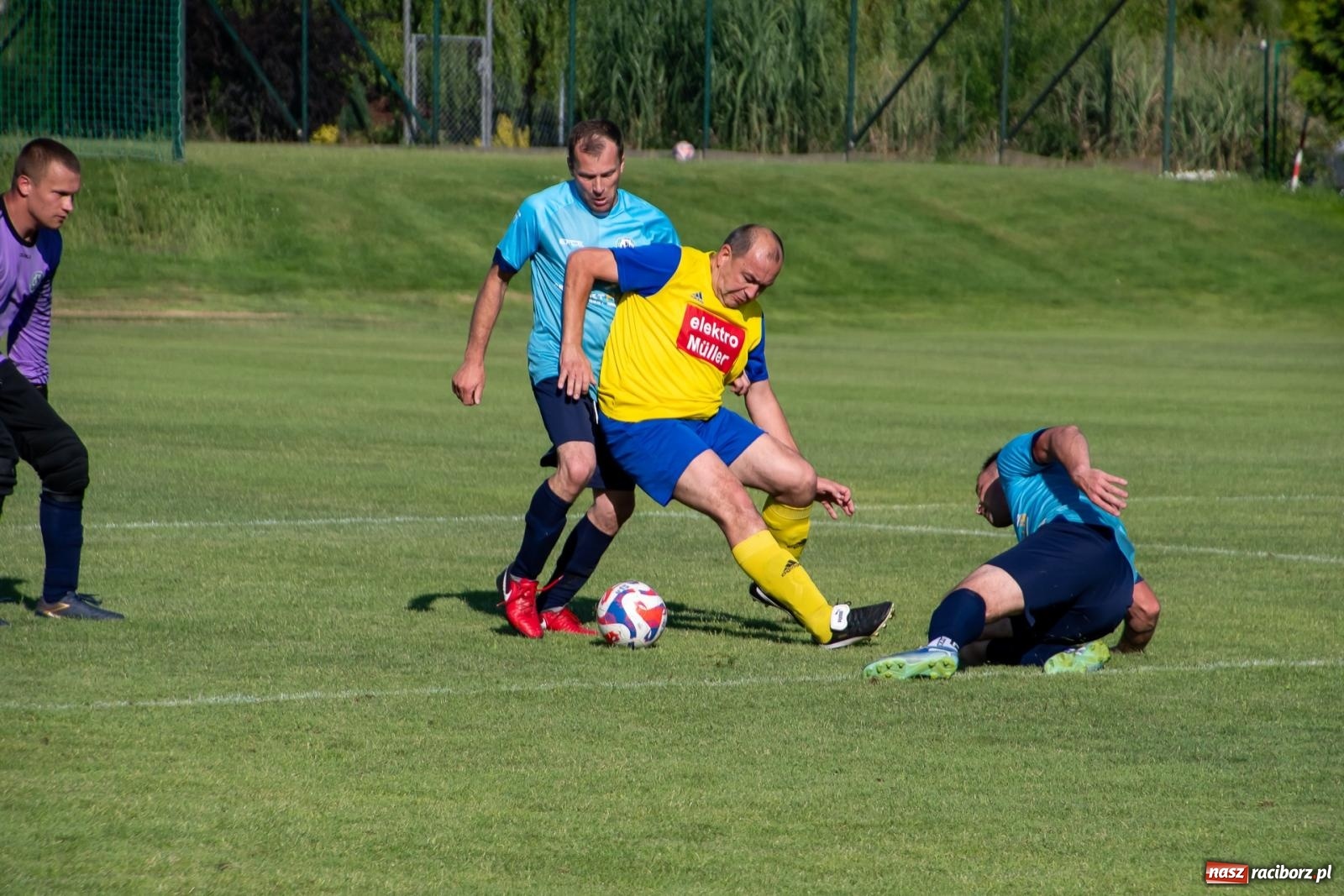 Zdjęcie w galerii na portalu naszraciborz.pl: Międzynarodowy Turniej Oldbojów o Puchar Wójta Gminy Krzyżanowice [FOTO i WIDEO] wiadomości z regionu