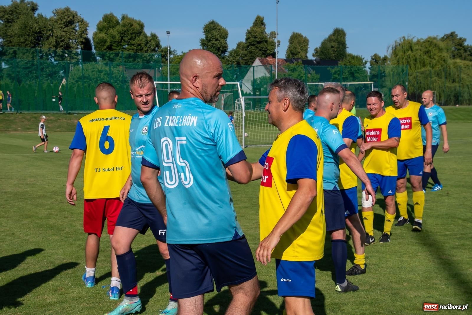 Zdjęcie w galerii na portalu naszraciborz.pl: Międzynarodowy Turniej Oldbojów o Puchar Wójta Gminy Krzyżanowice [FOTO i WIDEO] wiadomości z regionu