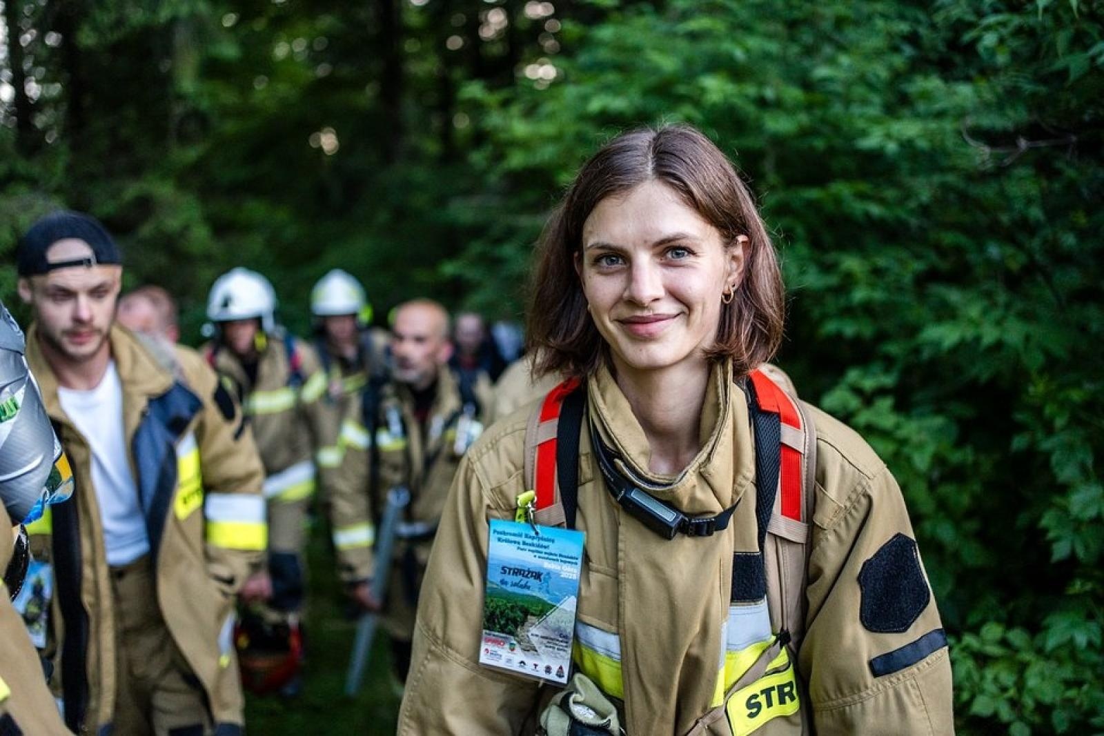 Zdjęcie w galerii na portalu naszraciborz.pl: Piąta górska wyprawa strażaków zakończona sukcesem. Ze szczytu Babiej Góry wybrzmiał apel - zostań potencjalnym dawcą szpiku! wiadomości z regionu