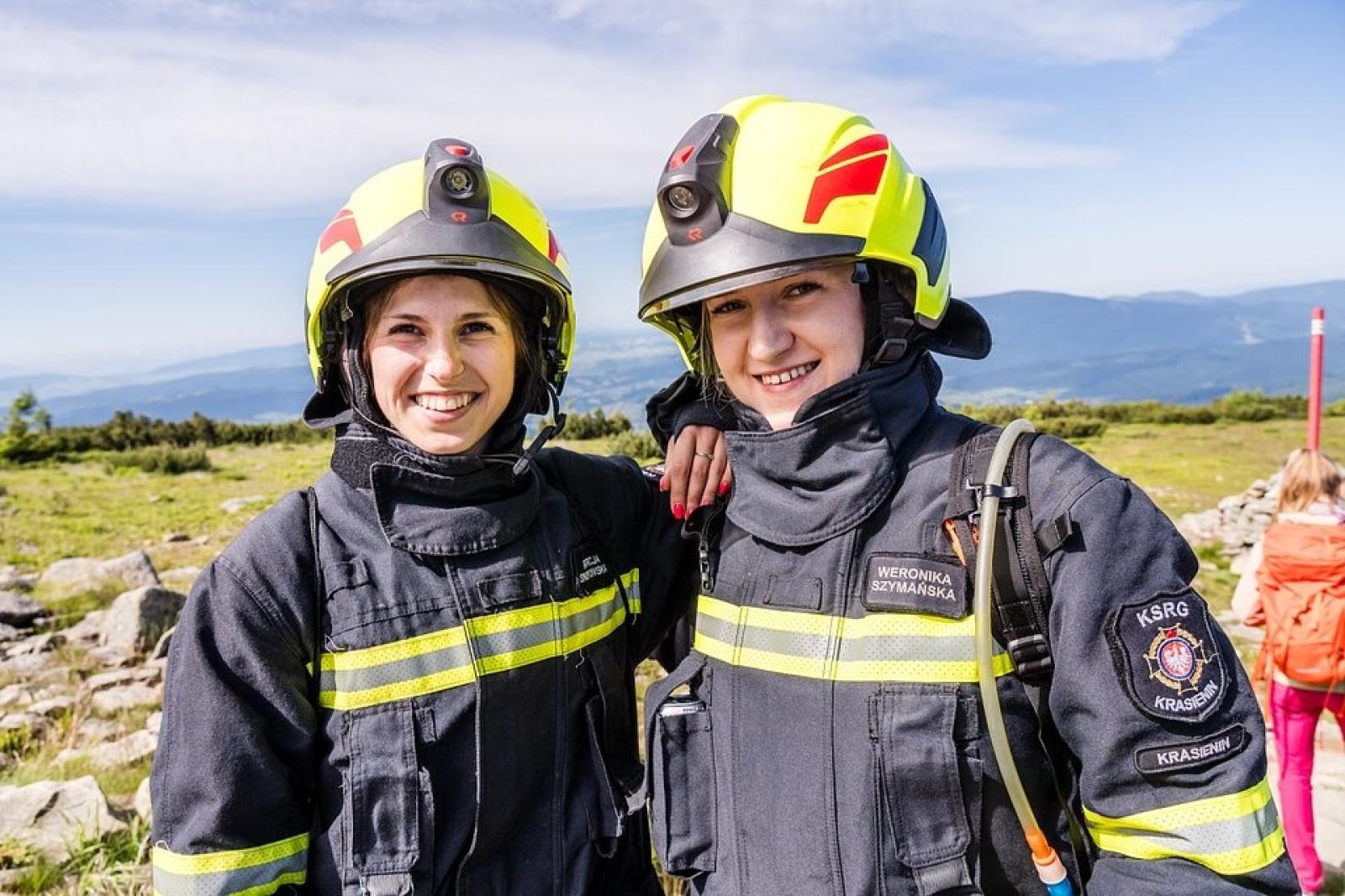 Zdjęcie w galerii na portalu naszraciborz.pl: Piąta górska wyprawa strażaków zakończona sukcesem. Ze szczytu Babiej Góry wybrzmiał apel - zostań potencjalnym dawcą szpiku! wiadomości z regionu