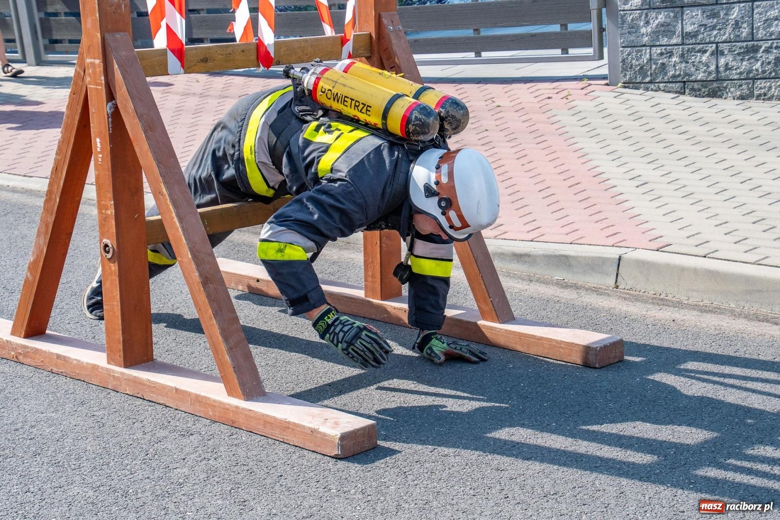Zdjęcie w galerii na portalu naszraciborz.pl: Zawody Żelazny jak Strażak w Krzanowicach. Czesi na podium [FOTO i WIDEO] wiadomości z regionu