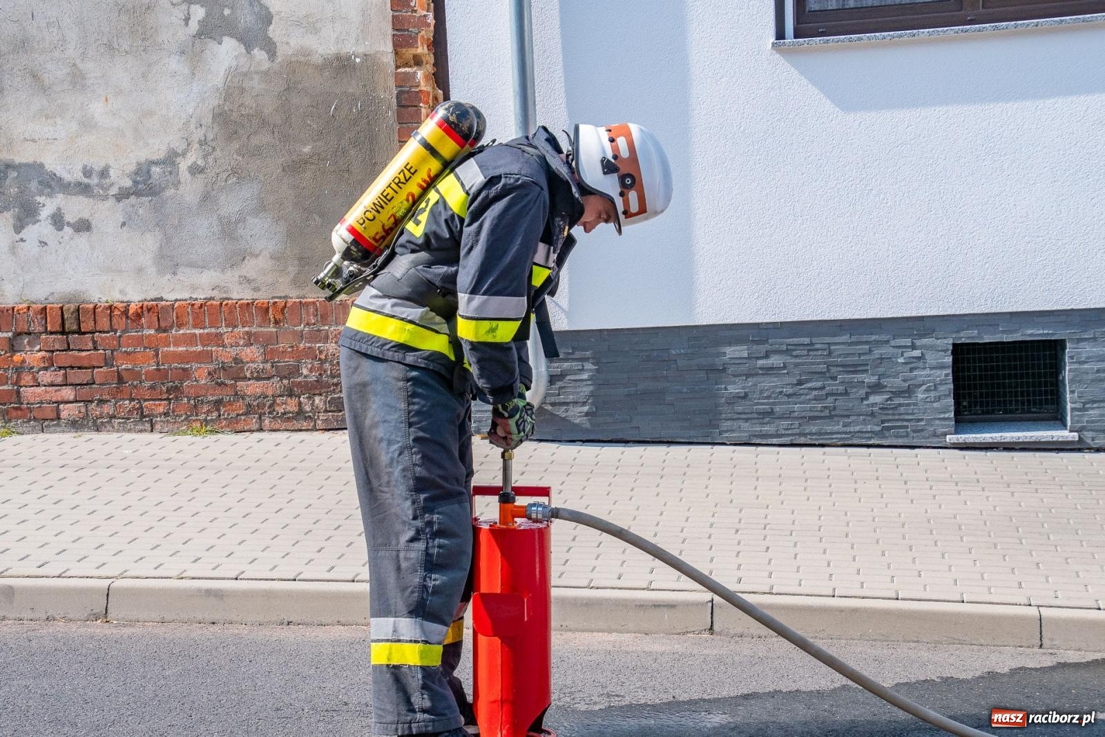 Zdjęcie w galerii na portalu naszraciborz.pl: Zawody Żelazny jak Strażak w Krzanowicach. Czesi na podium [FOTO i WIDEO] wiadomości z regionu