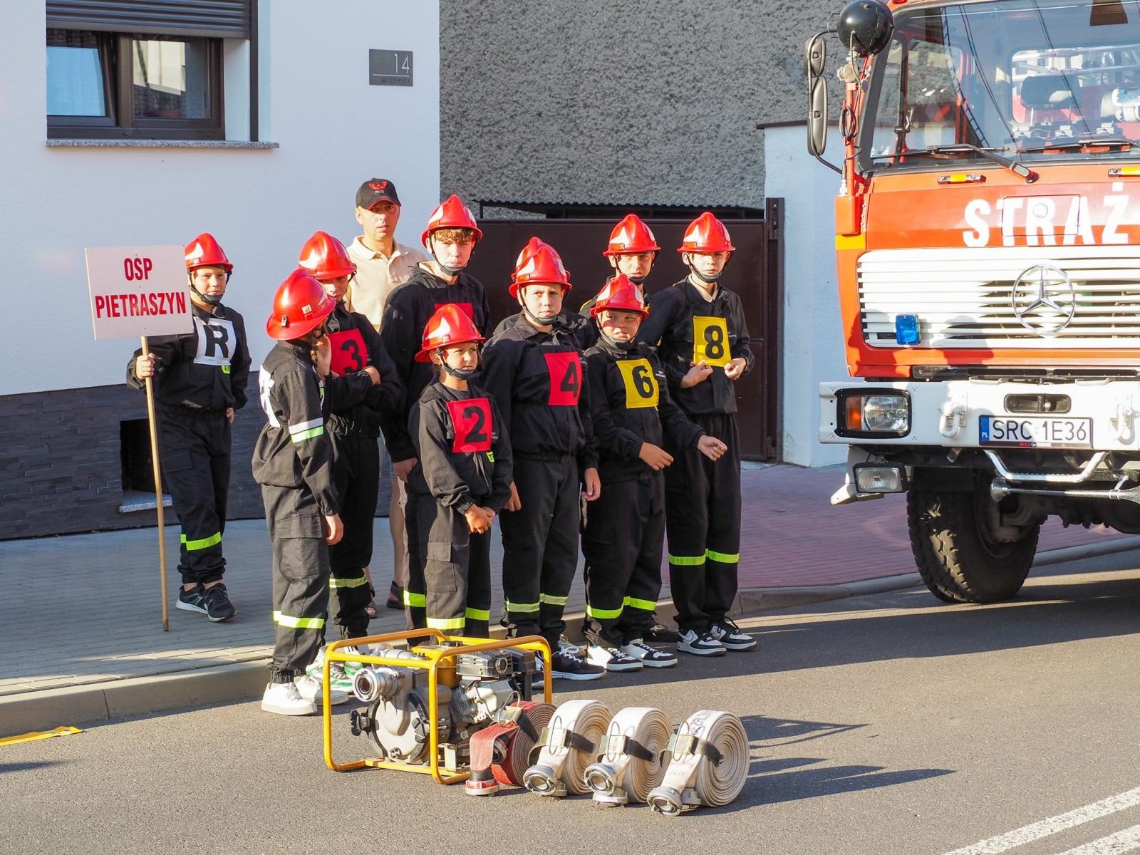 Zdjęcie w galerii na portalu naszraciborz.pl: Żelazny Mały Strażak - zawody w Krzanowicach wiadomości z regionu