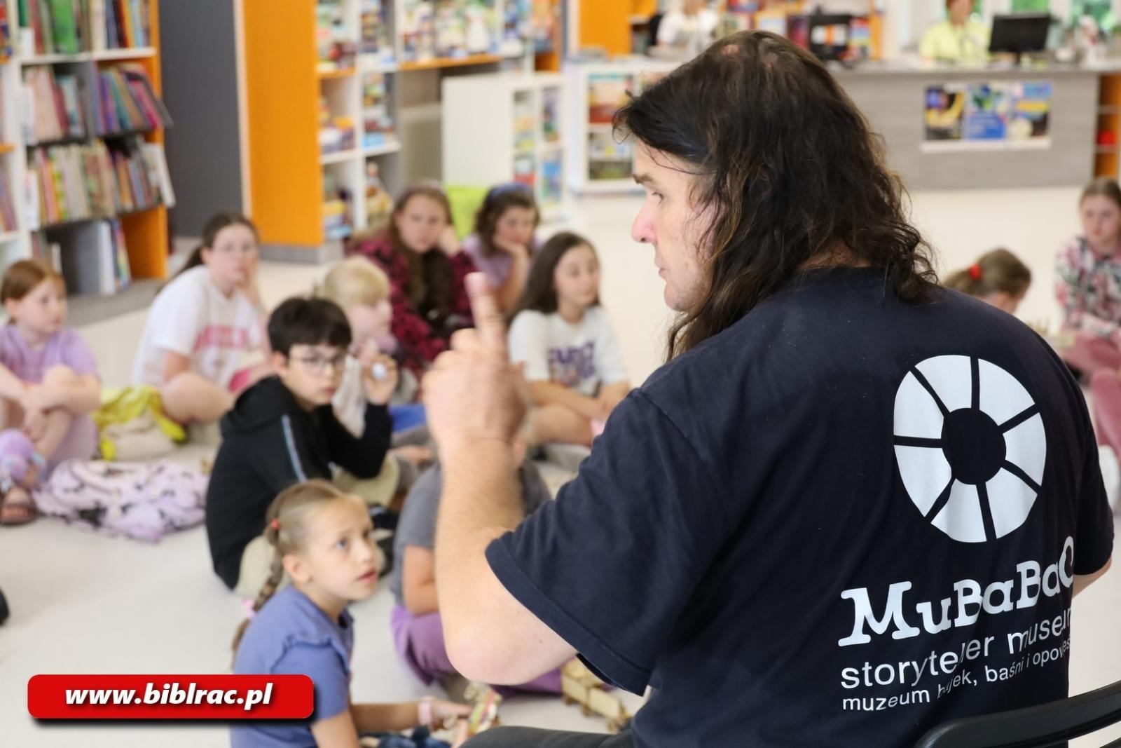 Zdjęcie w galerii na portalu naszraciborz.pl: Ogranicza nas tylko wyobraźnia! Muzeum Bajek, Baśni i Opowieści z wizytą w Raciborzu wiadomości z regionu