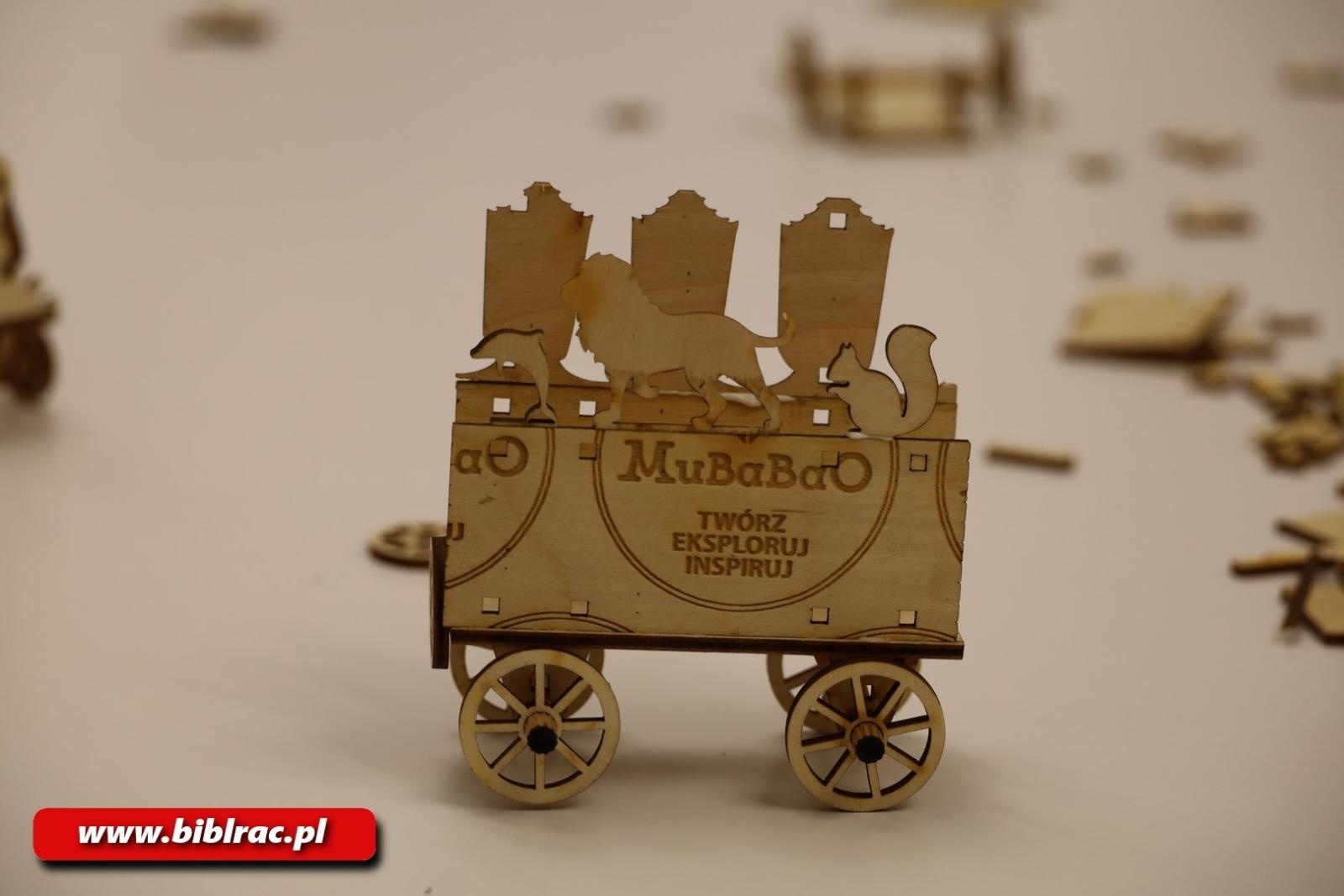 Zdjęcie w galerii na portalu naszraciborz.pl: Ogranicza nas tylko wyobraźnia! Muzeum Bajek, Baśni i Opowieści z wizytą w Raciborzu wiadomości z regionu