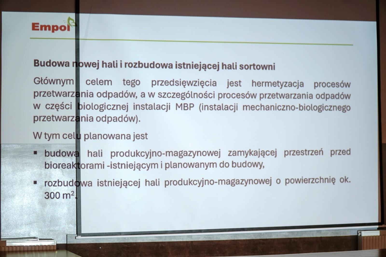 Zdjęcie w galerii na portalu naszraciborz.pl: Brzezie nadal walczy z odorami. Mieszkańcy oczekują konkretnych działań – Empol ma czas do 11 lipca wiadomości z regionu