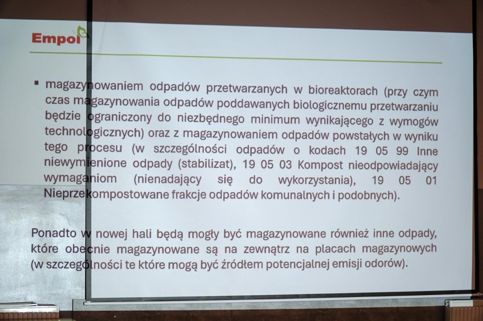 Zdjęcie w galerii na portalu naszraciborz.pl: Brzezie nadal walczy z odorami. Mieszkańcy oczekują konkretnych działań – Empol ma czas do 11 lipca wiadomości z regionu