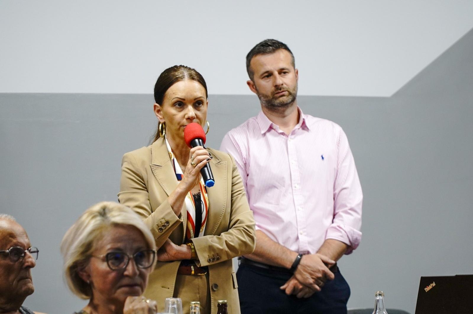 Zdjęcie w galerii na portalu naszraciborz.pl: Brzezie nadal walczy z odorami. Mieszkańcy oczekują konkretnych działań – Empol ma czas do 11 lipca wiadomości z regionu