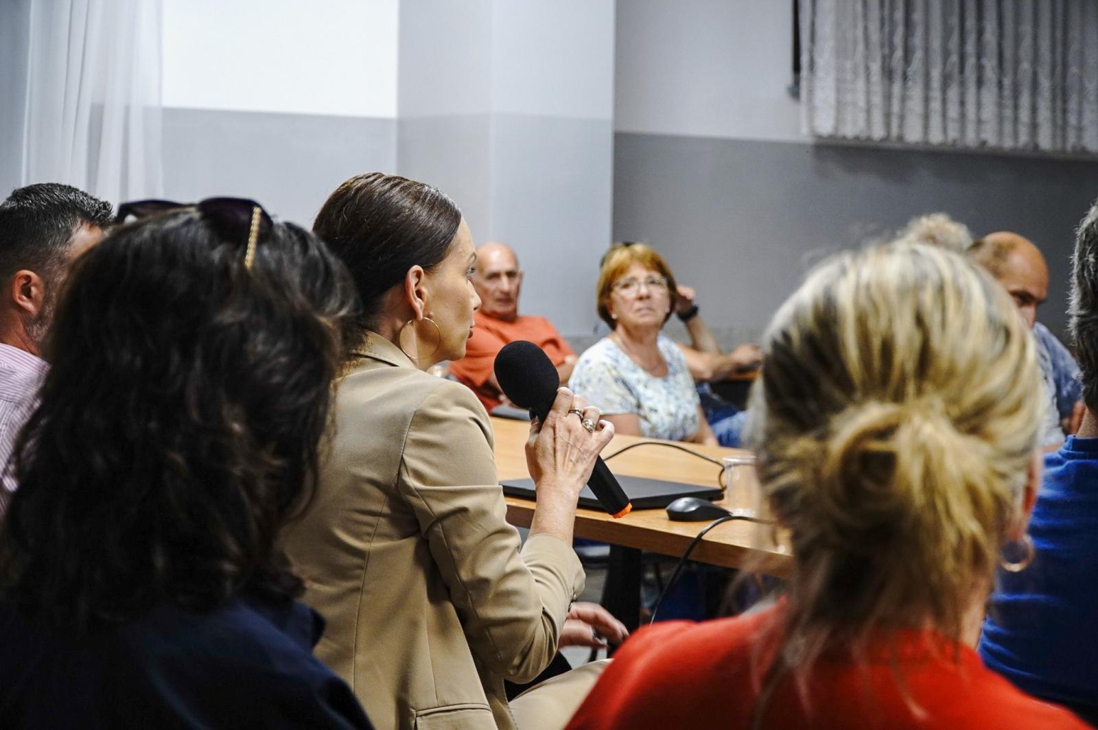 Zdjęcie w galerii na portalu naszraciborz.pl: Brzezie nadal walczy z odorami. Mieszkańcy oczekują konkretnych działań – Empol ma czas do 11 lipca wiadomości z regionu