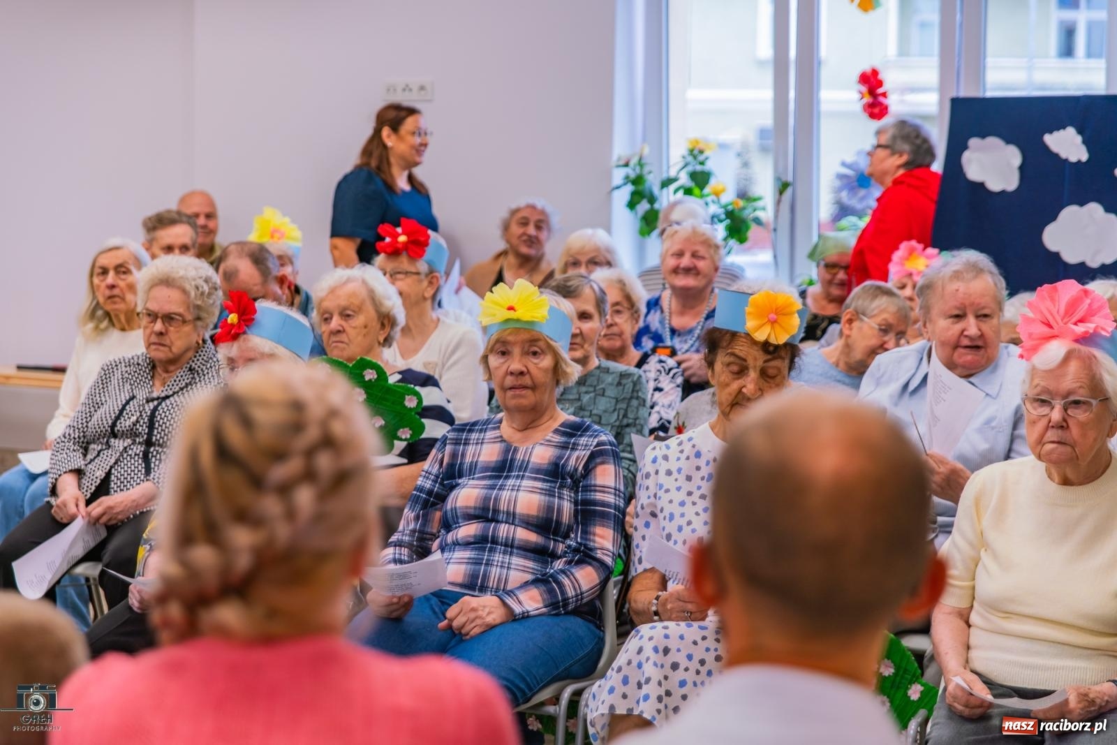 Zdjęcie w galerii na portalu naszraciborz.pl: Spotkanie z bliskimi. Otwarte drzwi Dziennego Domu Pomocy Społecznej [FOTO i WIDEO] wiadomości z regionu