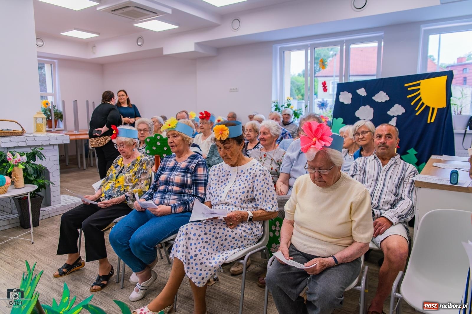 Zdjęcie w galerii na portalu naszraciborz.pl: Spotkanie z bliskimi. Otwarte drzwi Dziennego Domu Pomocy Społecznej [FOTO i WIDEO] wiadomości z regionu