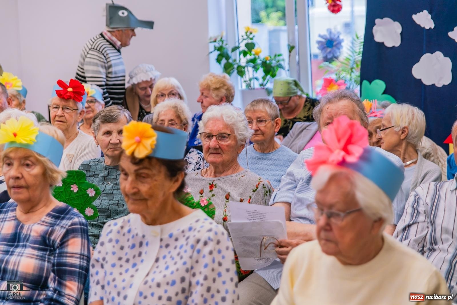 Zdjęcie w galerii na portalu naszraciborz.pl: Spotkanie z bliskimi. Otwarte drzwi Dziennego Domu Pomocy Społecznej [FOTO i WIDEO] wiadomości z regionu