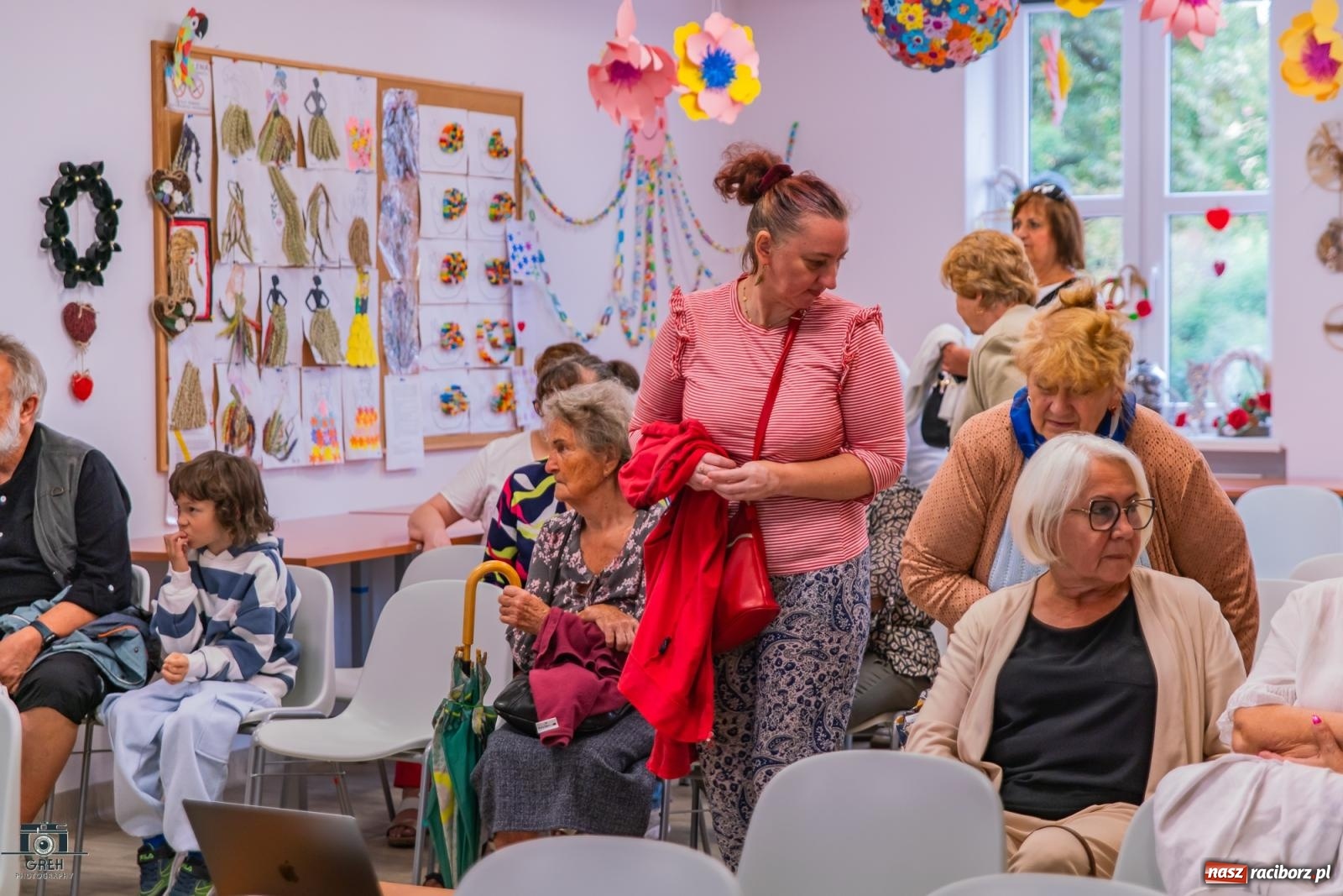 Zdjęcie w galerii na portalu naszraciborz.pl: Spotkanie z bliskimi. Otwarte drzwi Dziennego Domu Pomocy Społecznej [FOTO i WIDEO] wiadomości z regionu