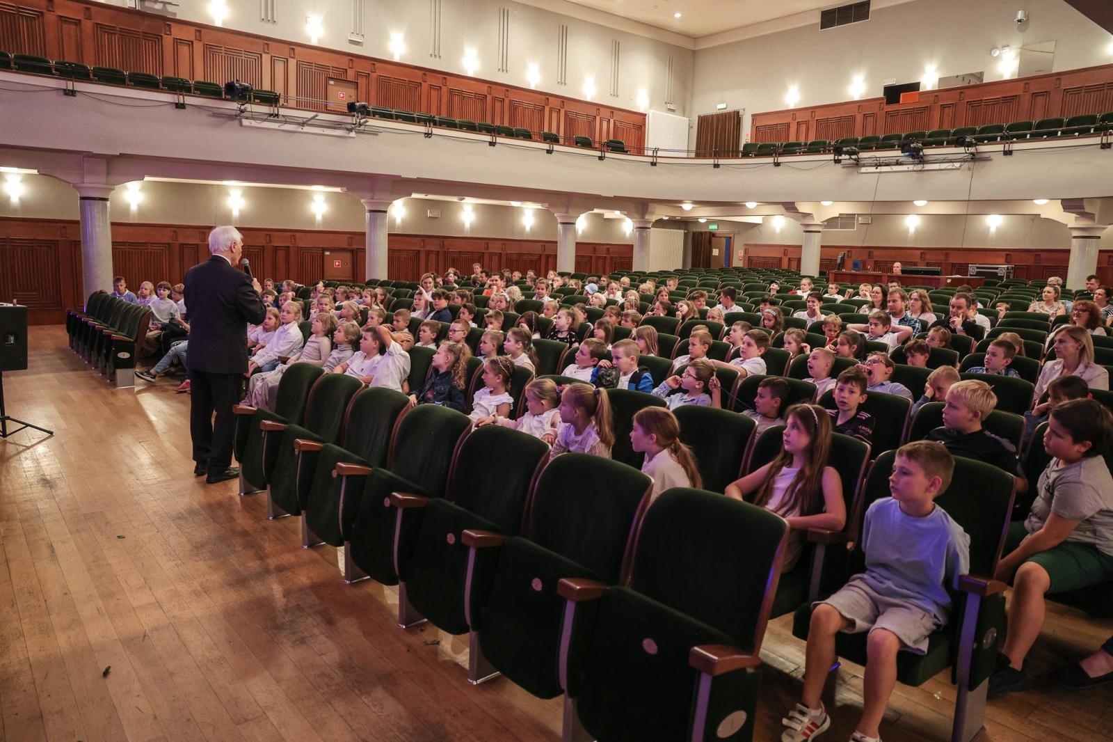 Zdjęcie w galerii na portalu naszraciborz.pl: Solo, duo, trio, czyli kwartet APPASIONATO na finał Koncertów Umuzykalniających w RCK wiadomości z regionu