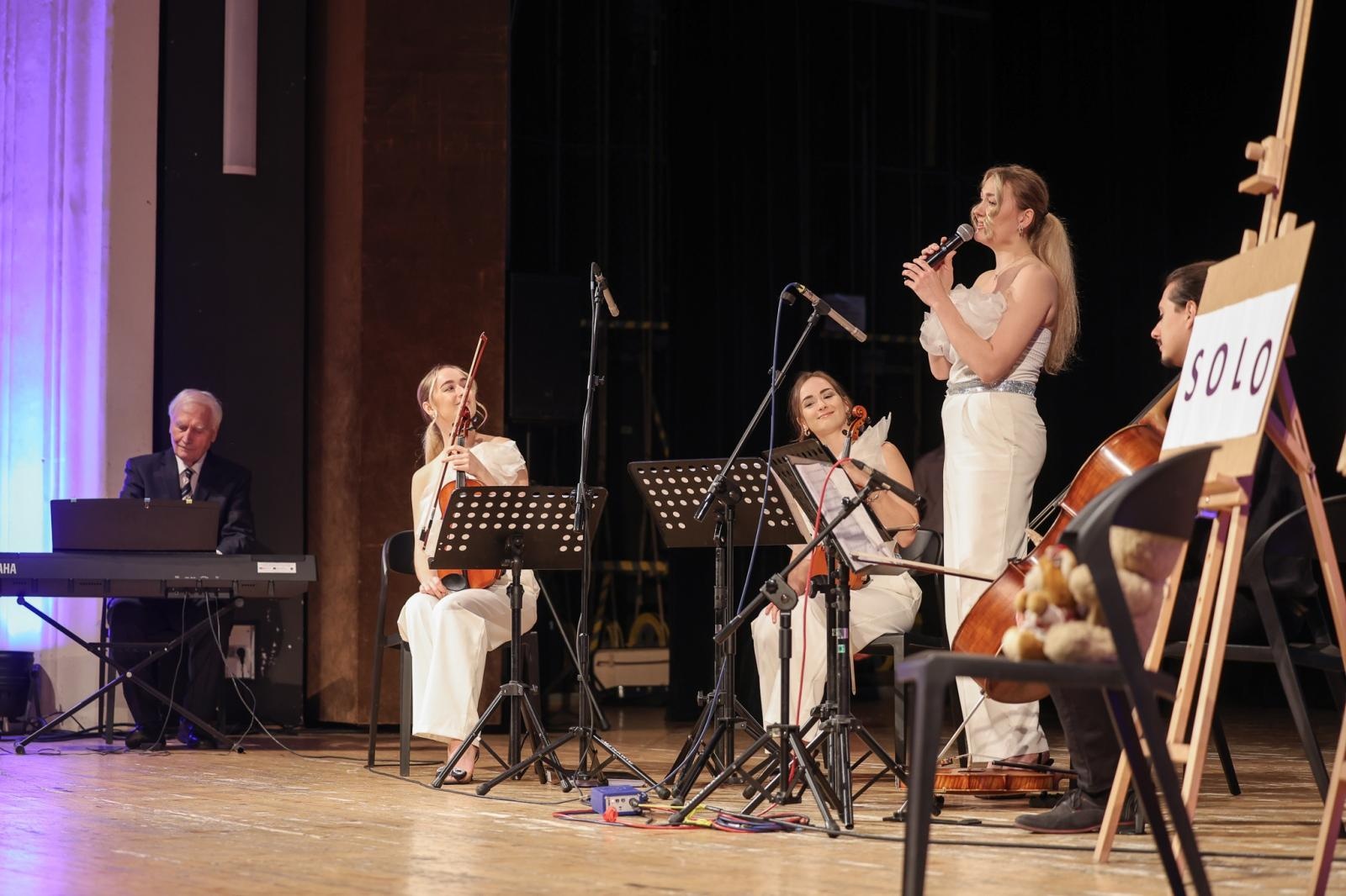 Zdjęcie w galerii na portalu naszraciborz.pl: Solo, duo, trio, czyli kwartet APPASIONATO na finał Koncertów Umuzykalniających w RCK wiadomości z regionu