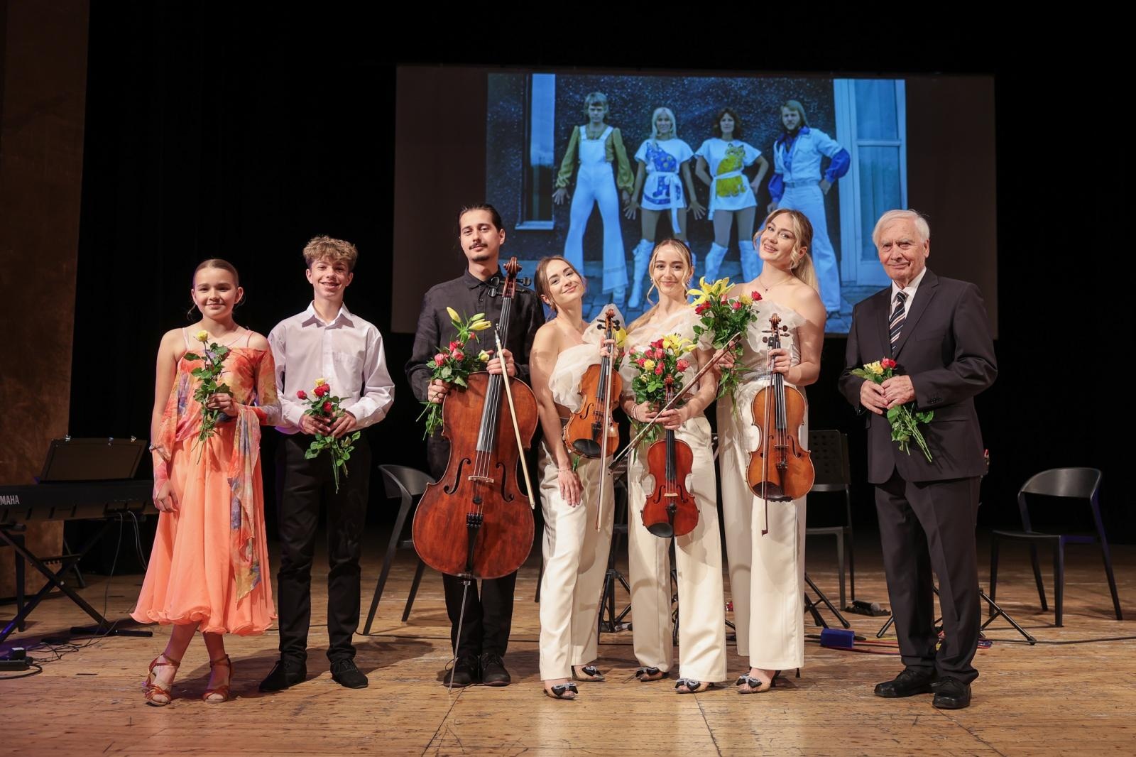 Zdjęcie w galerii na portalu naszraciborz.pl: Solo, duo, trio, czyli kwartet APPASIONATO na finał Koncertów Umuzykalniających w RCK wiadomości z regionu
