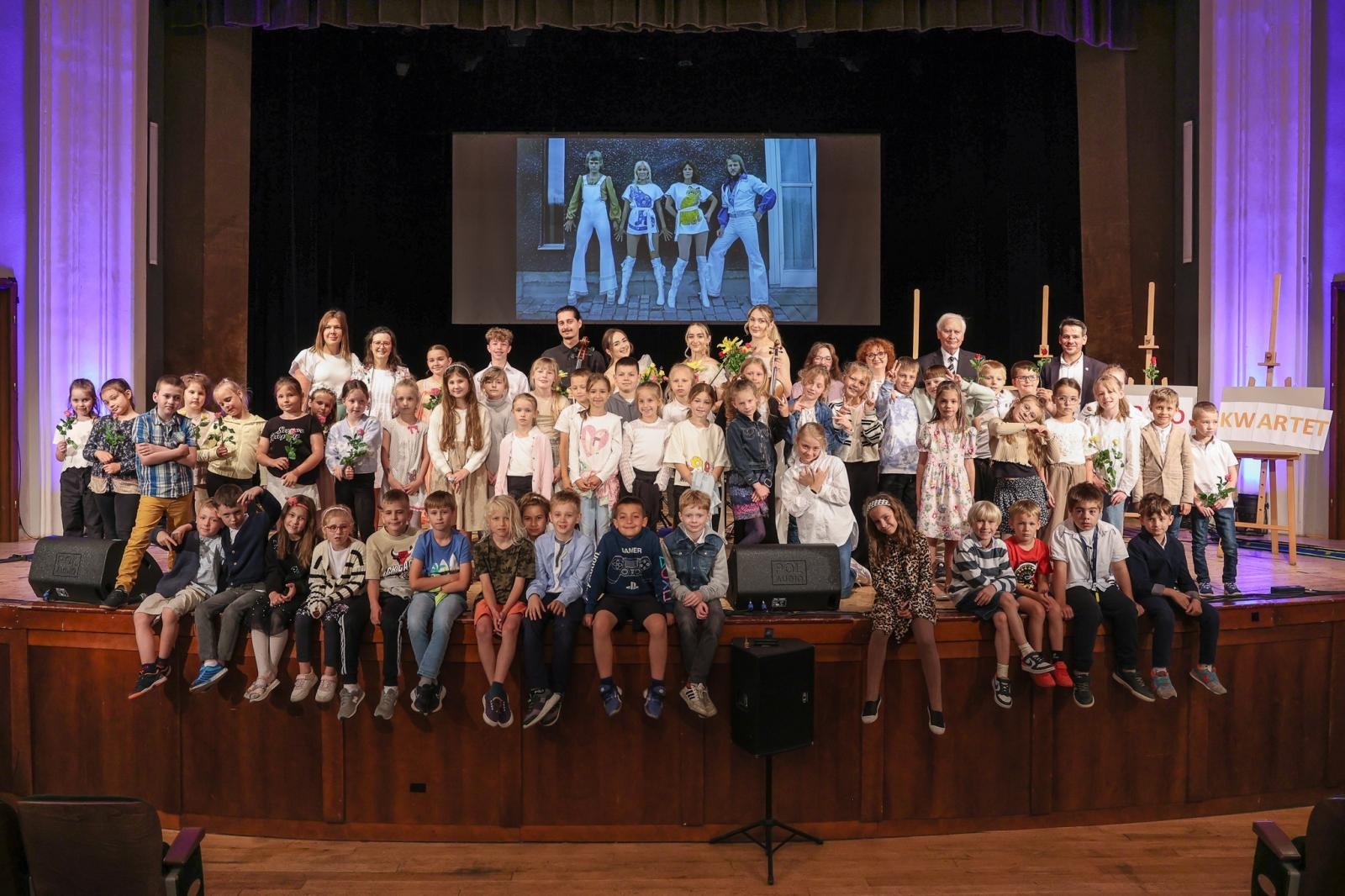 Zdjęcie w galerii na portalu naszraciborz.pl: Solo, duo, trio, czyli kwartet APPASIONATO na finał Koncertów Umuzykalniających w RCK wiadomości z regionu