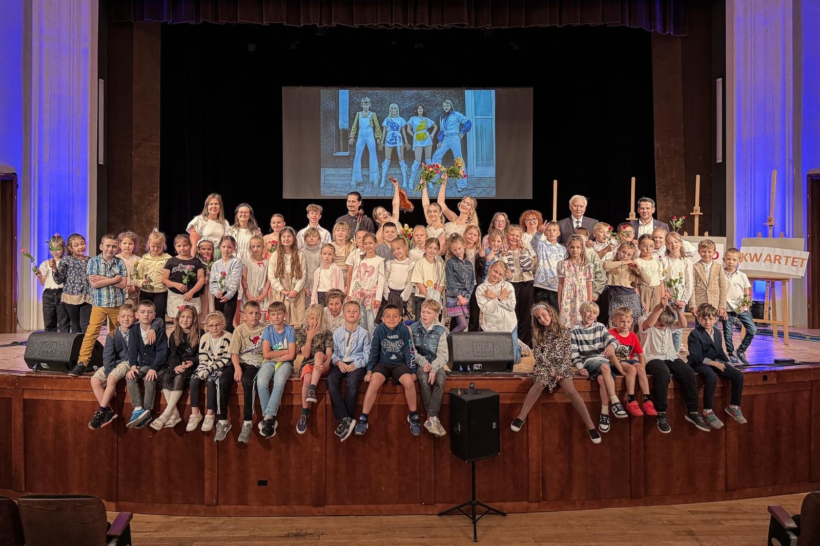 Zdjęcie w galerii na portalu naszraciborz.pl: Solo, duo, trio, czyli kwartet APPASIONATO na finał Koncertów Umuzykalniających w RCK wiadomości z regionu