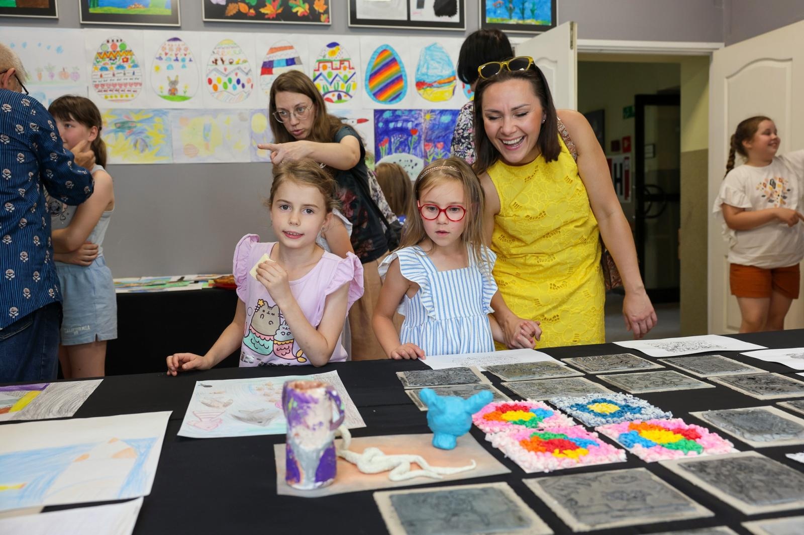 Zdjęcie w galerii na portalu naszraciborz.pl: Podsumowanie roku i wystawa Grupy Plastycznej PASTELE w DK Strzecha wiadomości z regionu