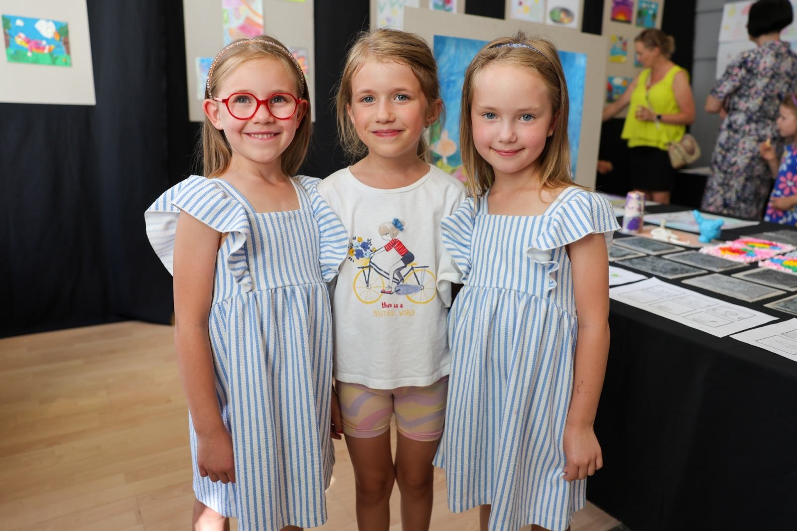 Zdjęcie w galerii na portalu naszraciborz.pl: Podsumowanie roku i wystawa Grupy Plastycznej PASTELE w DK Strzecha wiadomości z regionu