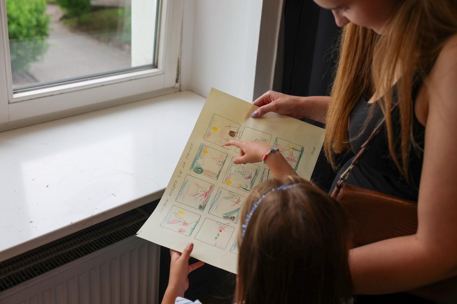 Zdjęcie w galerii na portalu naszraciborz.pl: Podsumowanie roku i wystawa Grupy Plastycznej PASTELE w DK Strzecha wiadomości z regionu