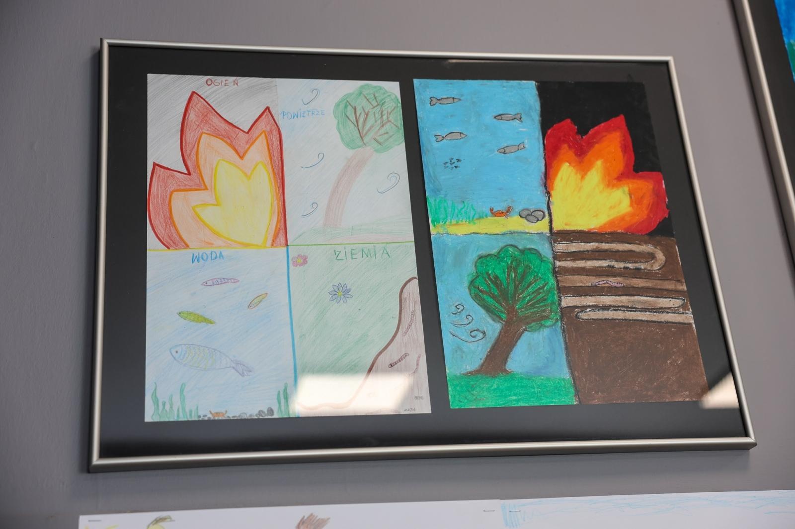 Zdjęcie w galerii na portalu naszraciborz.pl: Podsumowanie roku i wystawa Grupy Plastycznej PASTELE w DK Strzecha wiadomości z regionu