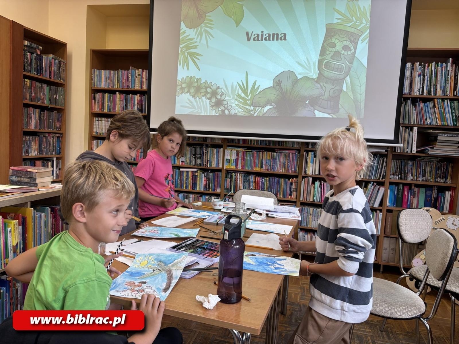 Zdjęcie w galerii na portalu naszraciborz.pl: Wyspy Pacyfiku z Vaianą, czyli pierwsze wakacyjne zajęcia w bibliotece w Ocicach wiadomości z regionu
