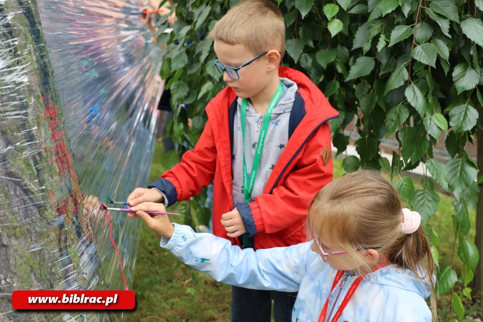 Zdjęcie w galerii na portalu naszraciborz.pl: Z Meridą na Zamku, z Nemo po głębinach oceanu. Trwa Lato z biblioteką! wiadomości z regionu