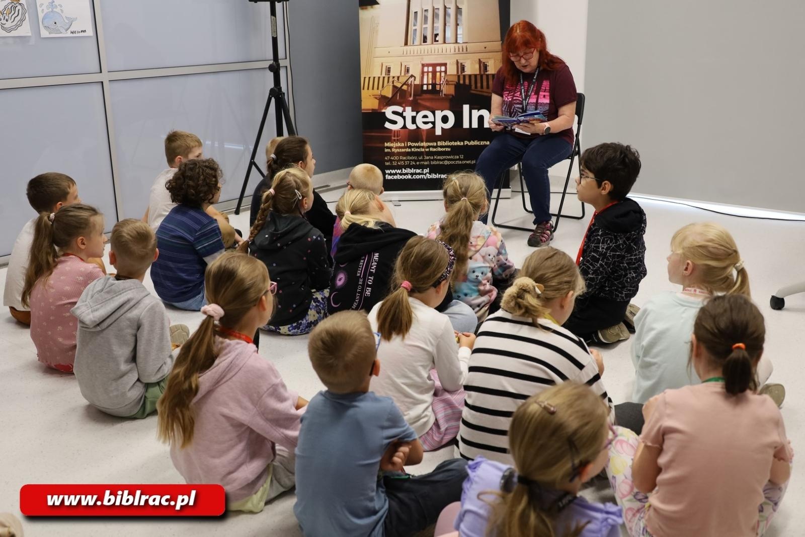 Zdjęcie w galerii na portalu naszraciborz.pl: Z Meridą na Zamku, z Nemo po głębinach oceanu. Trwa Lato z biblioteką! wiadomości z regionu