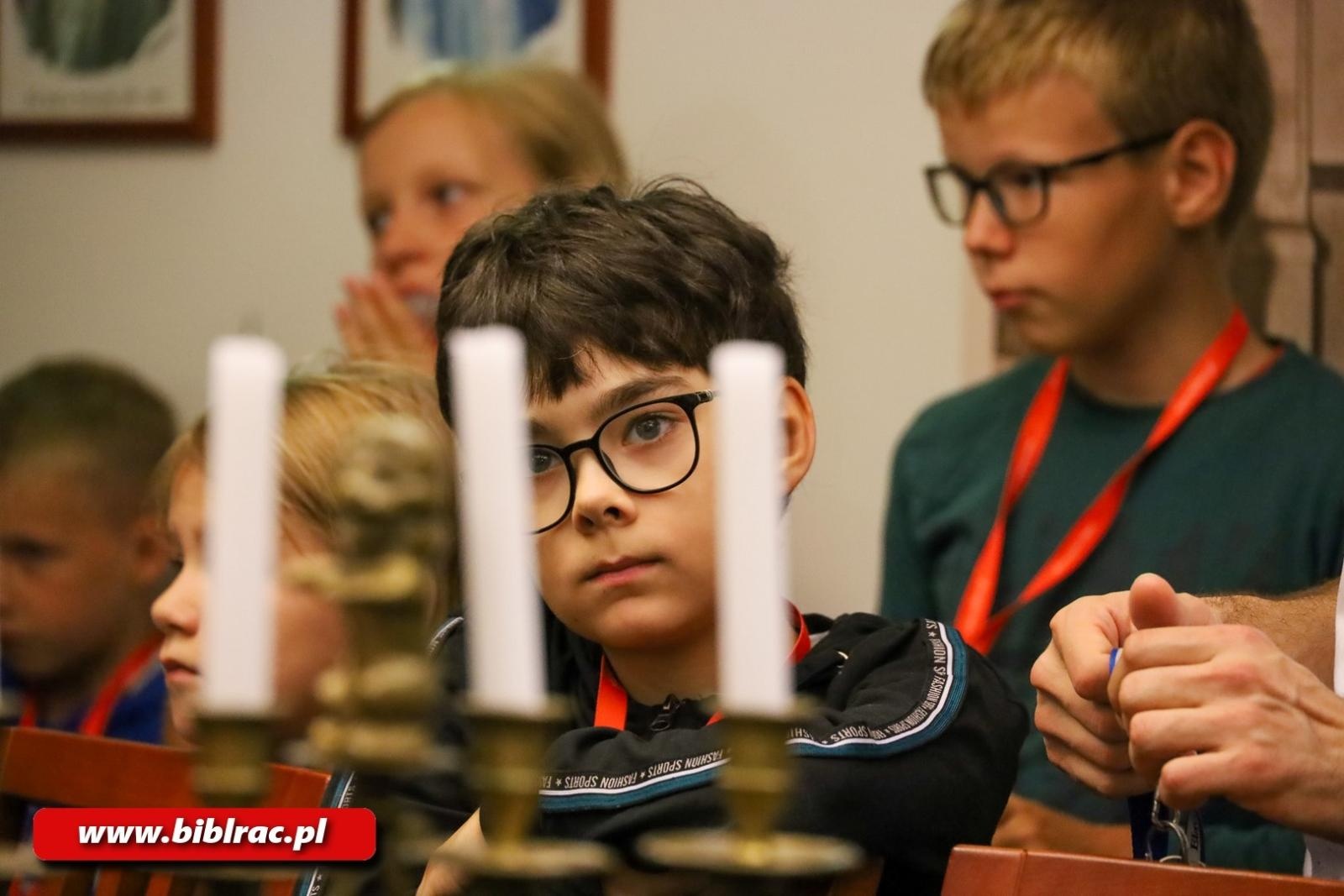 Zdjęcie w galerii na portalu naszraciborz.pl: Z Meridą na Zamku, z Nemo po głębinach oceanu. Trwa Lato z biblioteką! wiadomości z regionu
