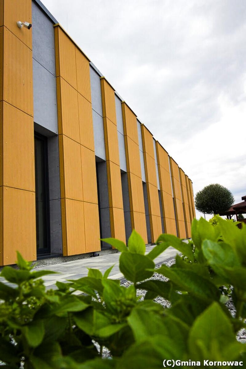 Zdjęcie w galerii na portalu naszraciborz.pl: Kino, pumptrack i siłownia – nowoczesne centrum kultury otwarte w Kornowacu wiadomości z regionu